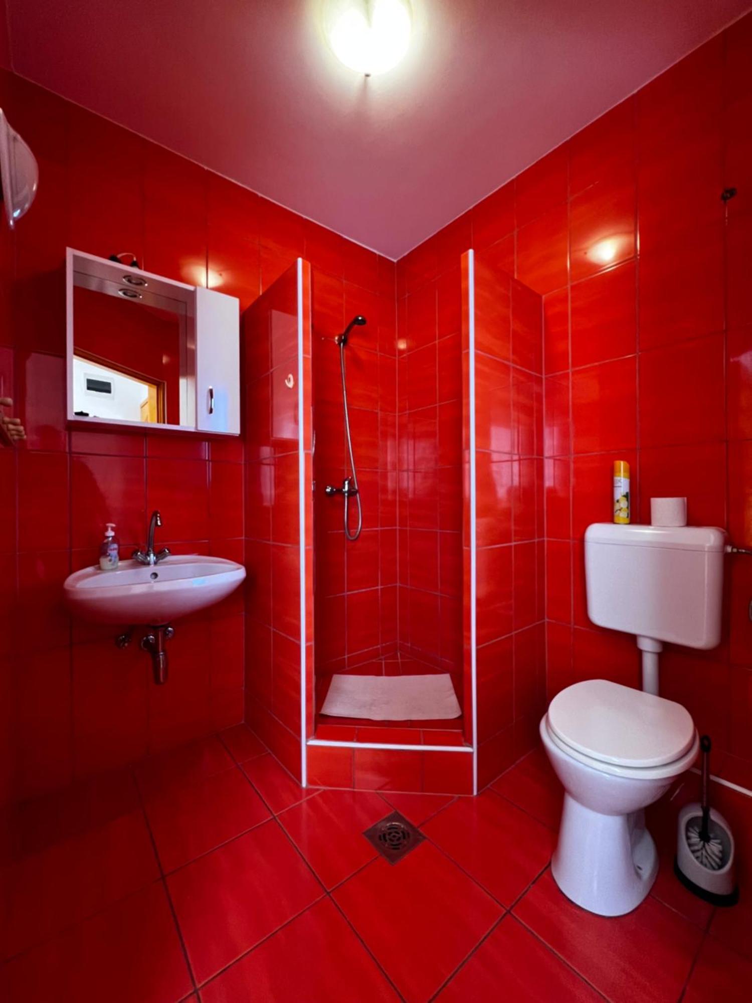 Aqua Thermal Soterapia Es Apartmanhaz Püspökladány Exterior foto